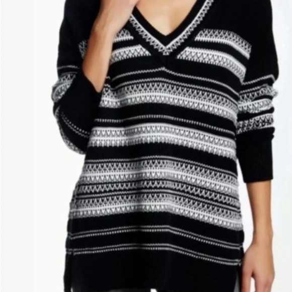 VINCE NAVY/WHITE CONTRAST STITCH SWEATER SIZE  Small 100% Cotton Q0483 - Picture 2 of 8